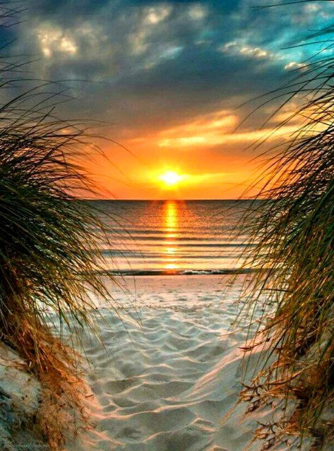 Peaceful Sunset Paint by Diamonds