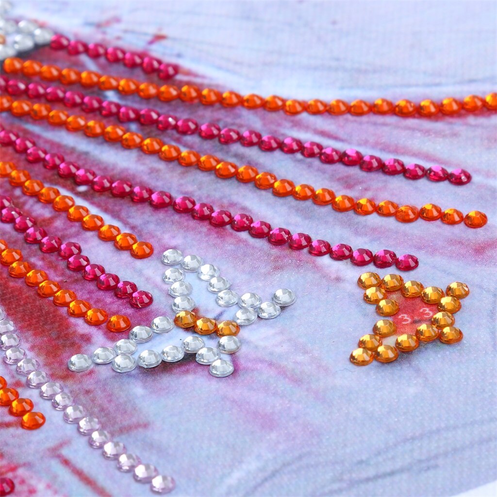 Meisje in rode jurk - speciaal diamond painting