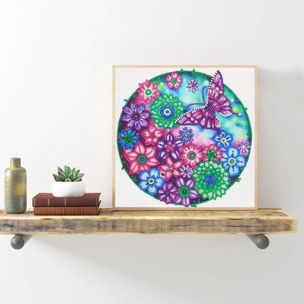 Vlinder in bloementuin - speciaal diamond painting