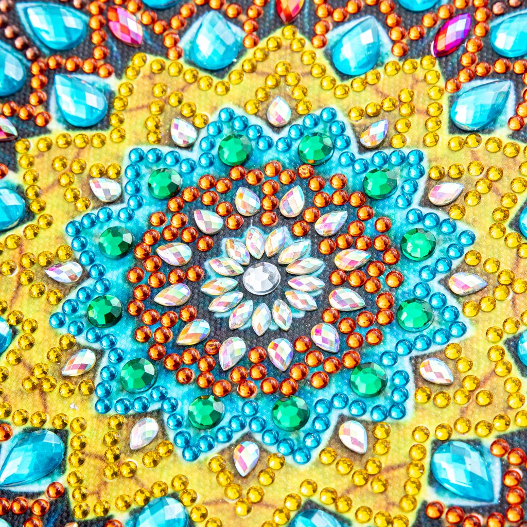Kleurrijk Geweldig Mandala Kunst -gedeeltelijke package