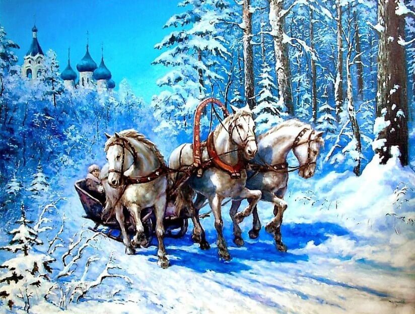 Paarden die een kar in de sneeuw dragen
