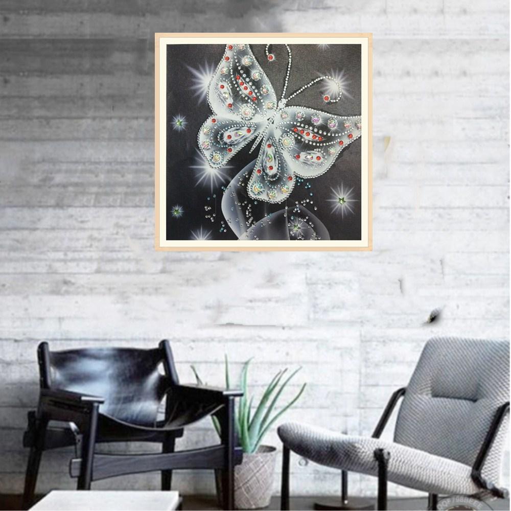 Glanzende Witte Vlinder - speciaal diamond painting